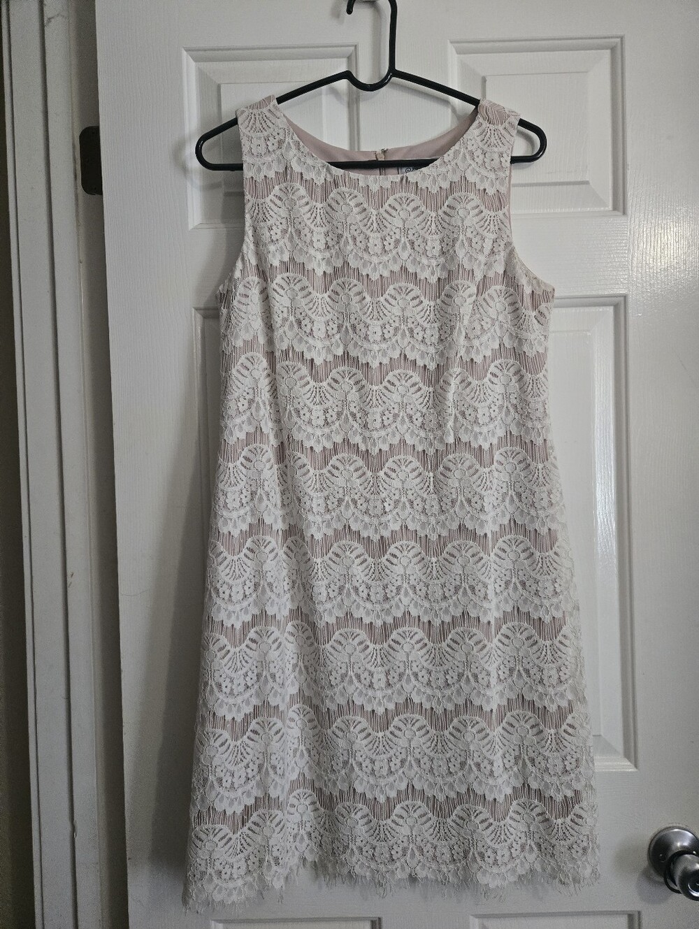 Jessica Howard Tan and Ivory Lace Sleeveless Shift Dress